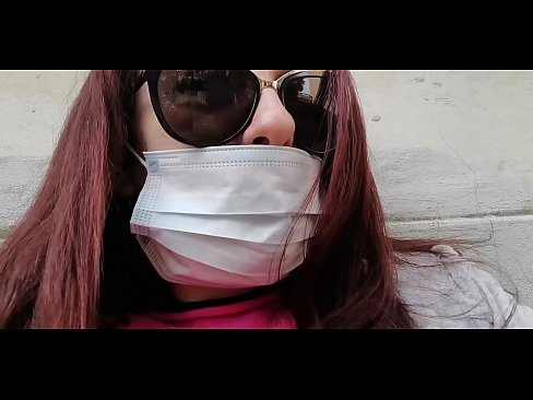 ❤️ Faigheann Nicoletta díoltas ar a comharsa agus pees ina gharáiste (Coraintín Iodálach Speisialta Covid19) ☑  Físeán porn  ag ga.yespornpics-com.ru