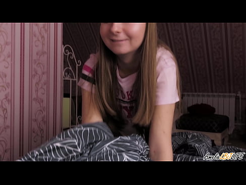 ❤️ Tarraingíonn Blondie BFF go domhain uirthi agus faigheann sí cum ina béal ☑  Físeán porn  ag ga.yespornpics-com.ru